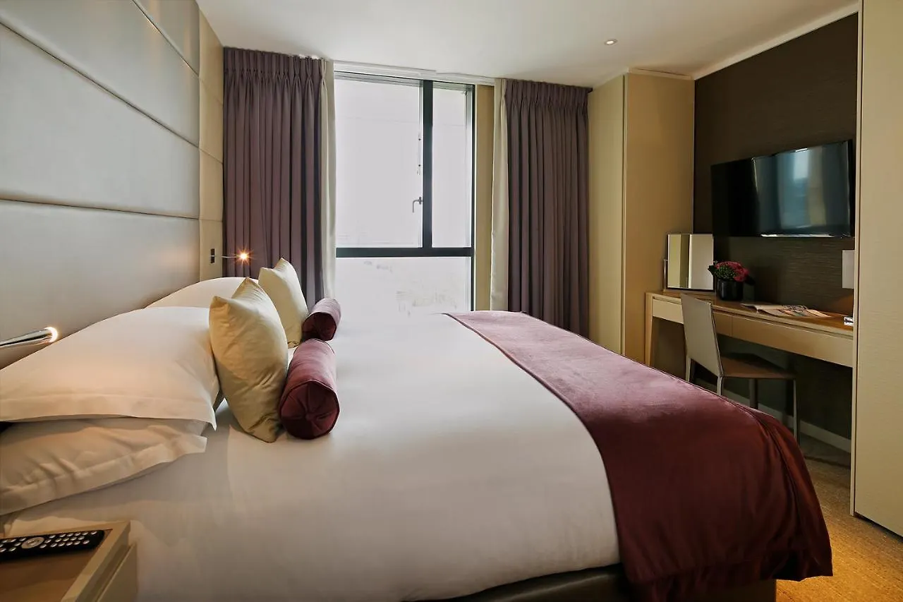 Aparthotel Cheval Three Quays At The Tower Of Londra 5*,