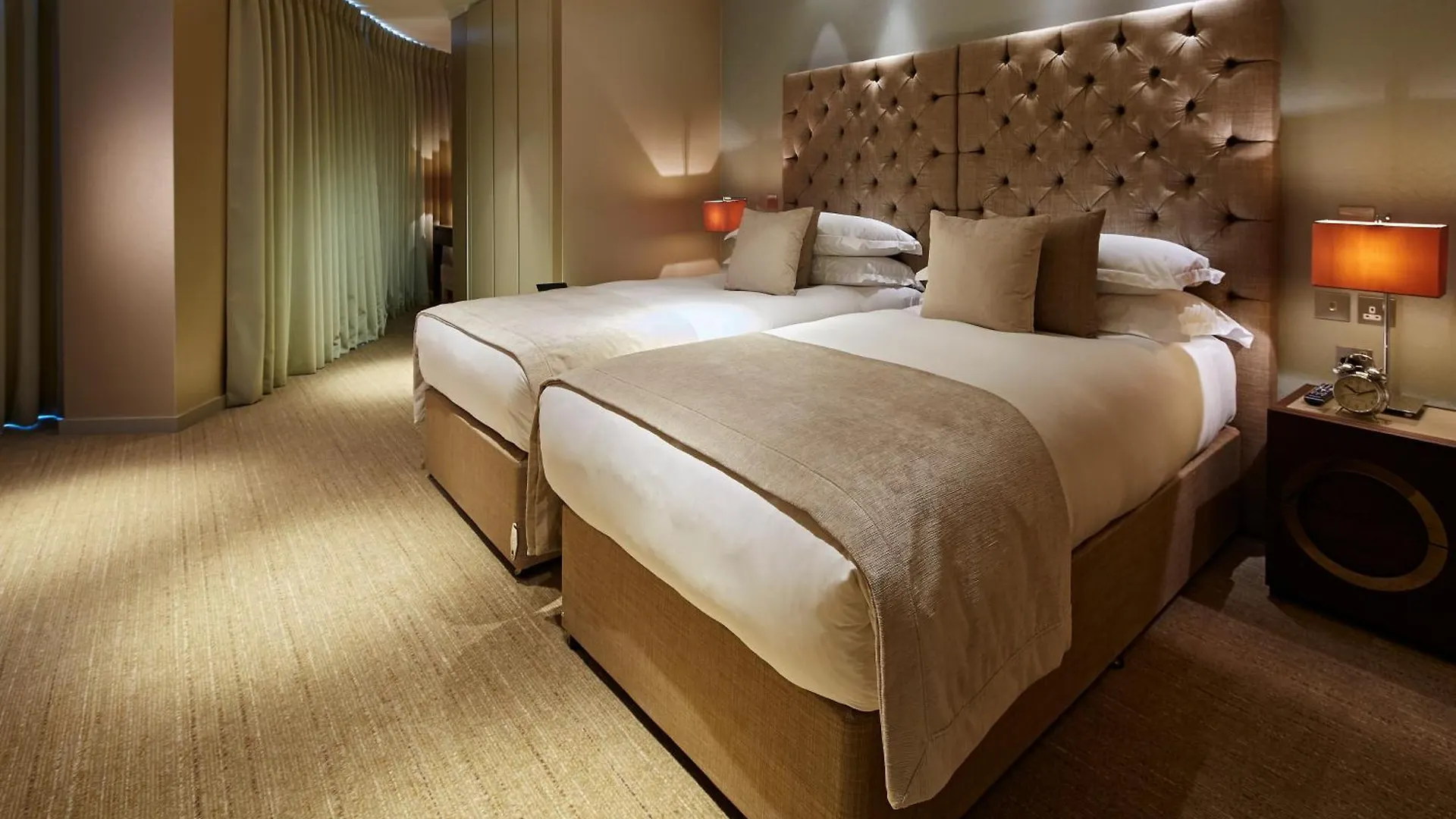 Aparthotel Cheval Three Quays At The Tower Of Londra