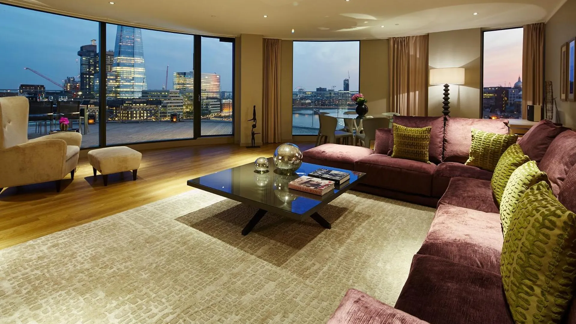Aparthotel Cheval Three Quays At The Tower Of Londra