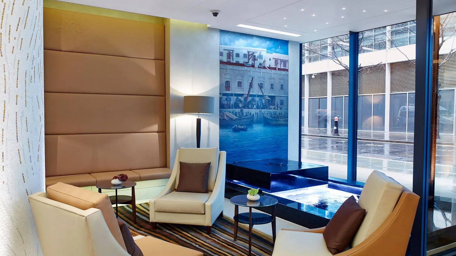 Aparthotel Cheval Three Quays At The Tower Of Londra 5*,