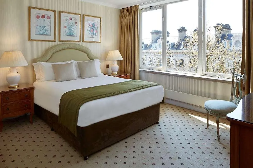 Aparthotel Cheval Three Quays At The Tower Of Londra 5*,